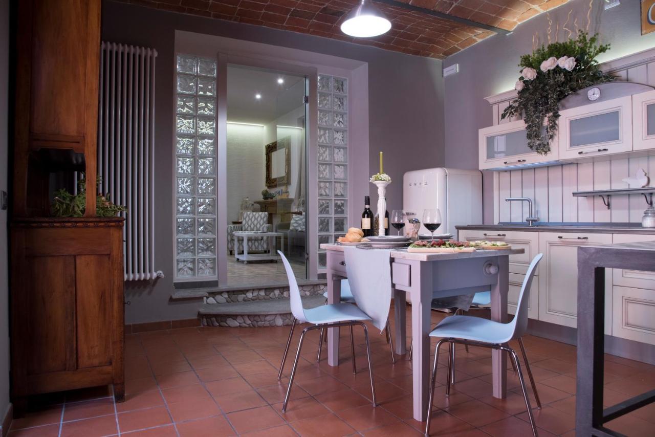 Appartamento Vacanze / Holiday Flat Farfalle&Rossobarbera Montegrosso d'Asti Exterior photo